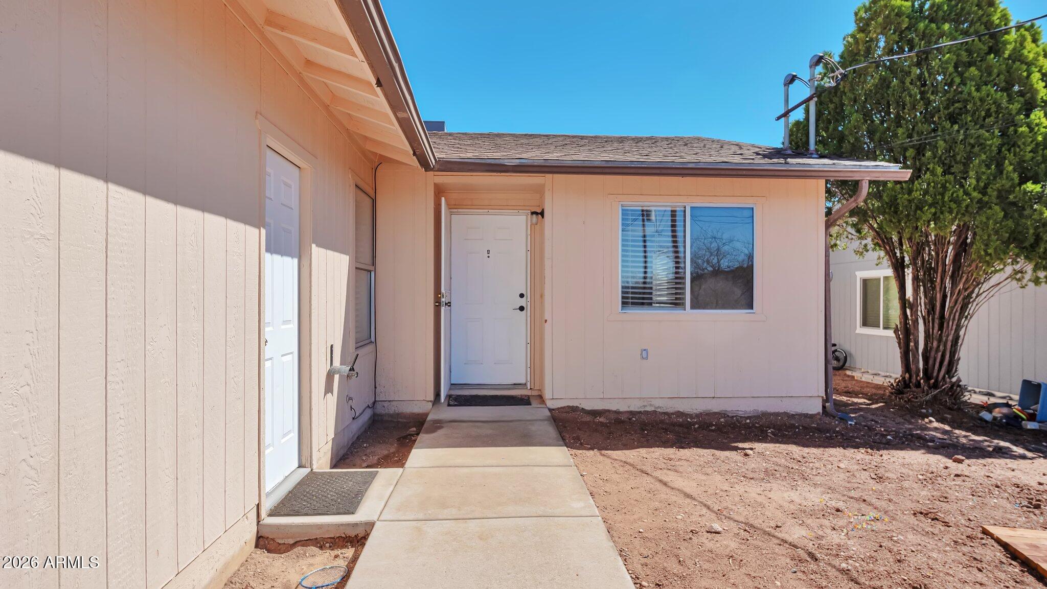 4125 North Pima Way Rimrock, AZ 86335 - Photo 13 of 14 a front view of a house