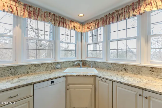 $485,000 | 6468 Frenchs Hollow Road, Altamont, NY 12009