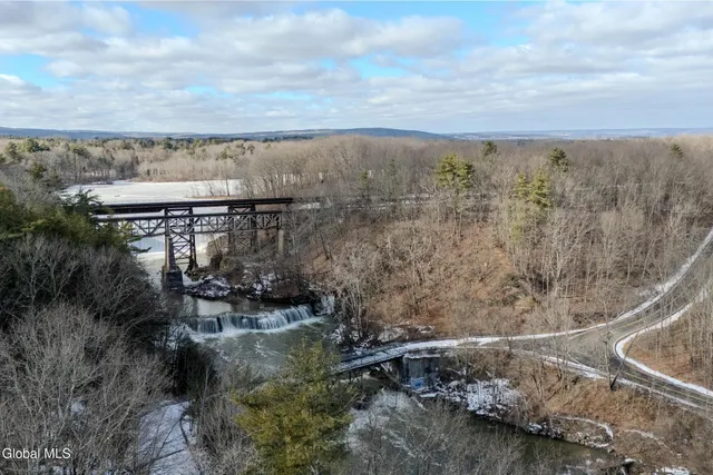 $485,000 | 6468 Frenchs Hollow Road, Altamont, NY 12009