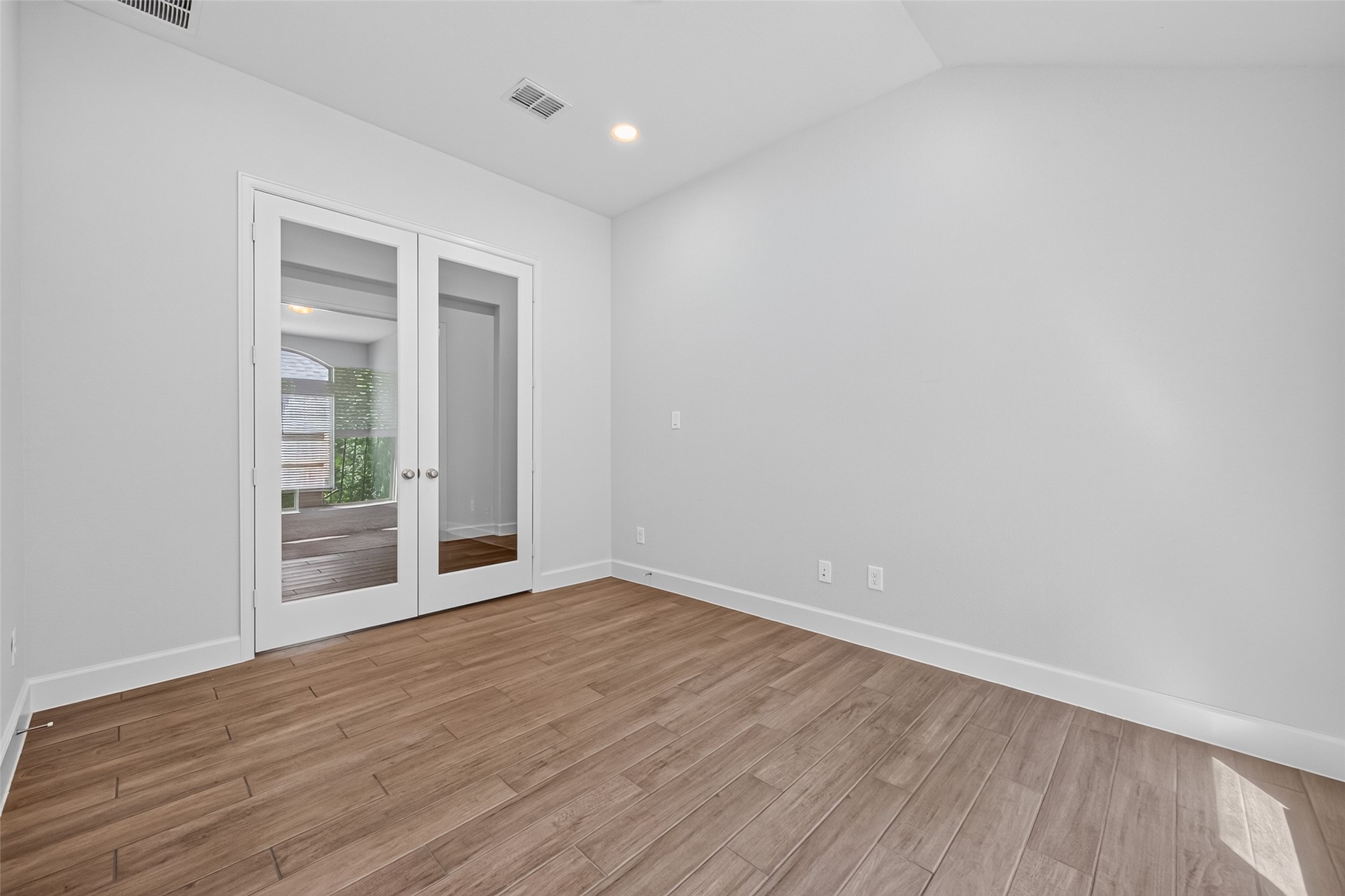 232 West Netleaf Court Montgomery, TX 77316 - Photo 10 of 50