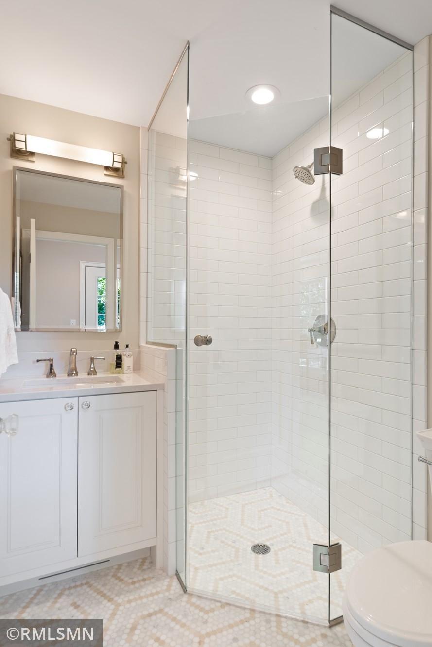 4841 Westminster Road Minnetonka, MN 55345 - Photo 14 of 25 Gallery Image 14