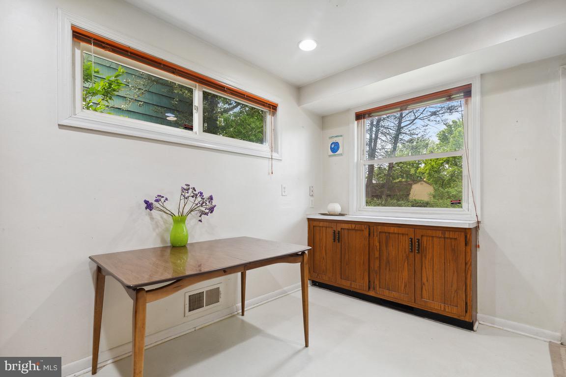 1007 South Belgrade Road Silver Spring, MD 20902 - Photo 21 of 36 Gallery Image 21
