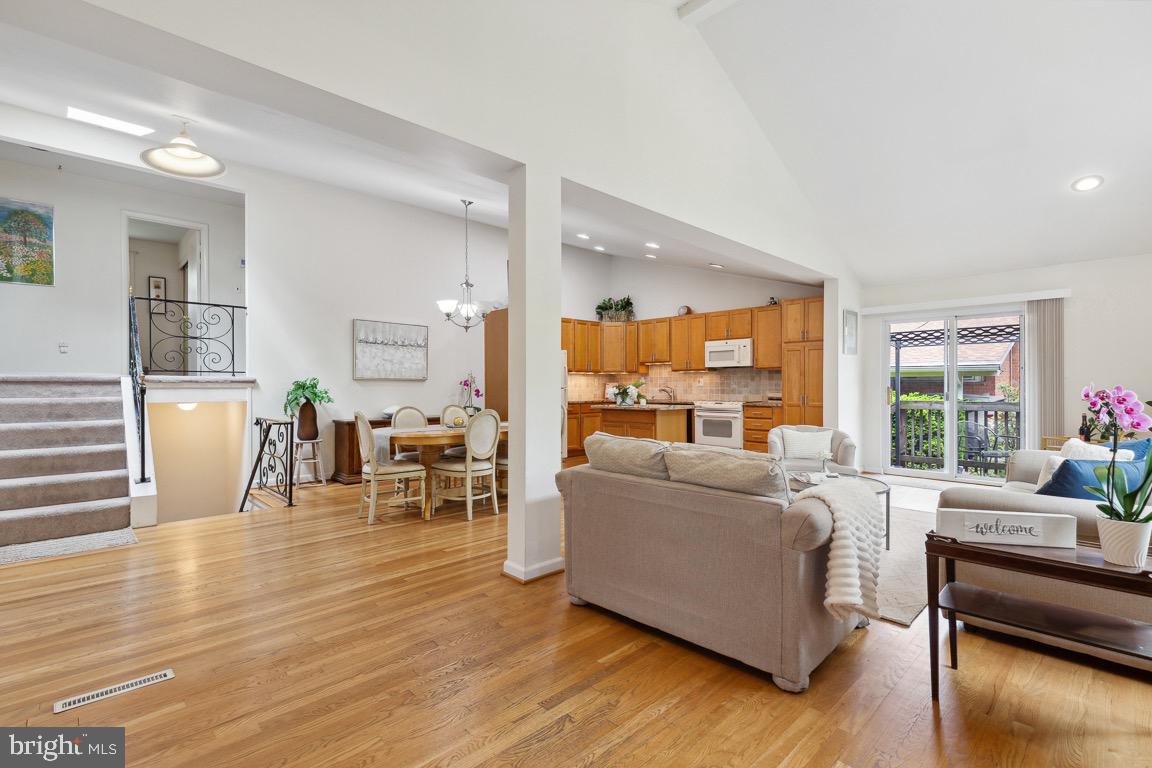 1007 South Belgrade Road Silver Spring, MD 20902 - Photo 3 of 36 Gallery Image 3
