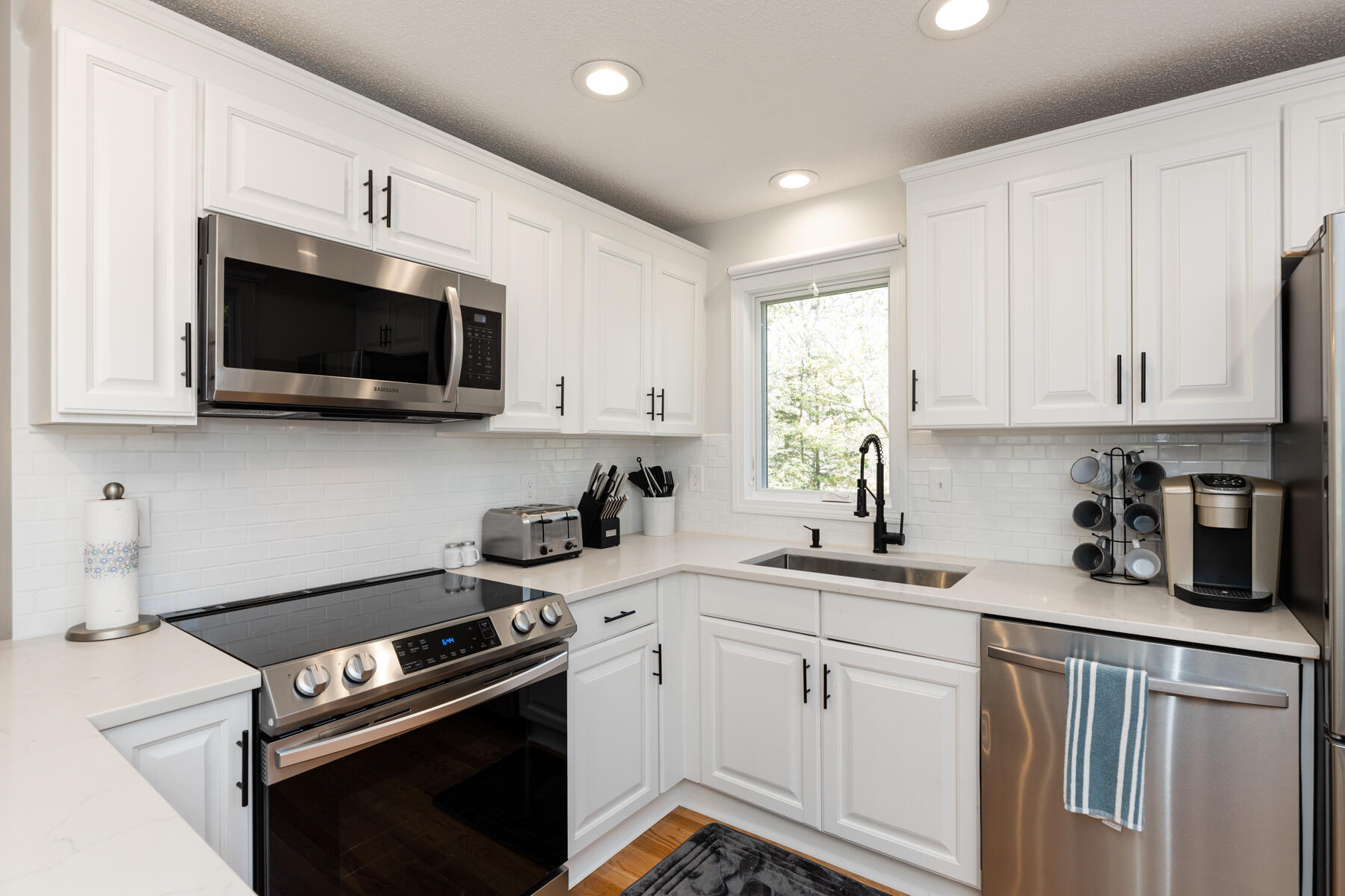 875 Great Pond Road Eastham, MA 02642 - Photo 11 of 39 875GreatPondRdEastham-6483