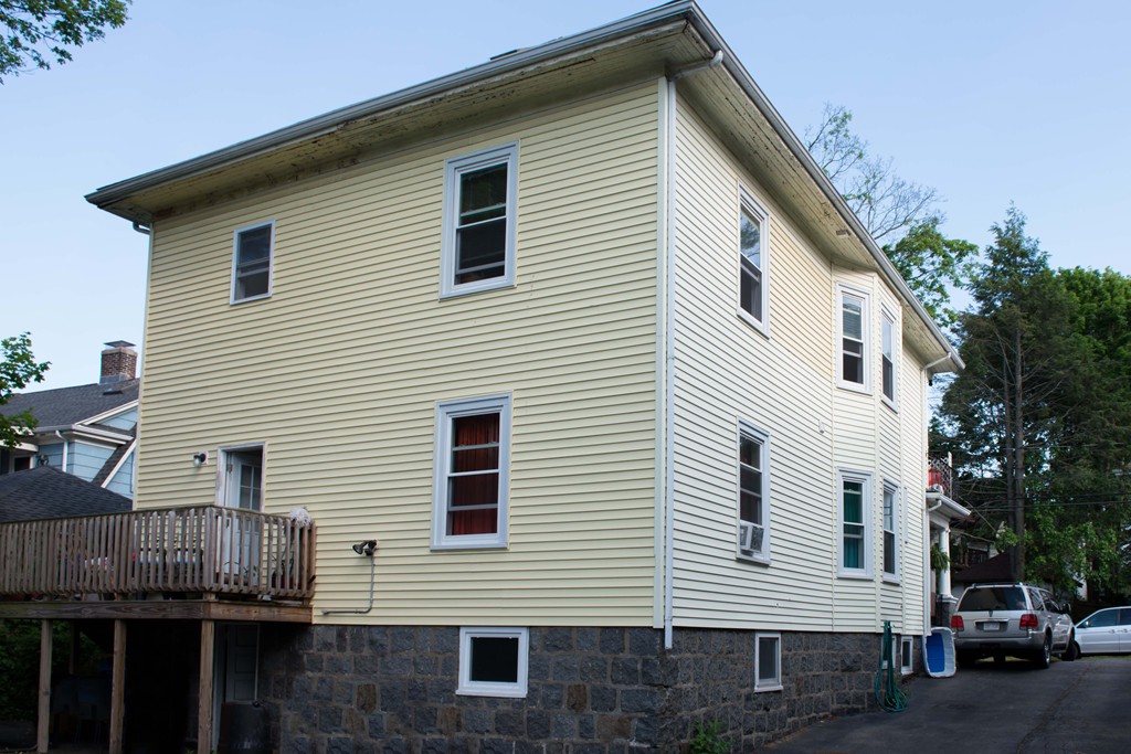 106 Brook Road Milton, MA 02186 - Photo 3 of 10 Gallery Image 3