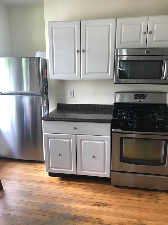 106 Brook Road Milton, MA 02186 - Photo 6 of 10 Gallery Image 6