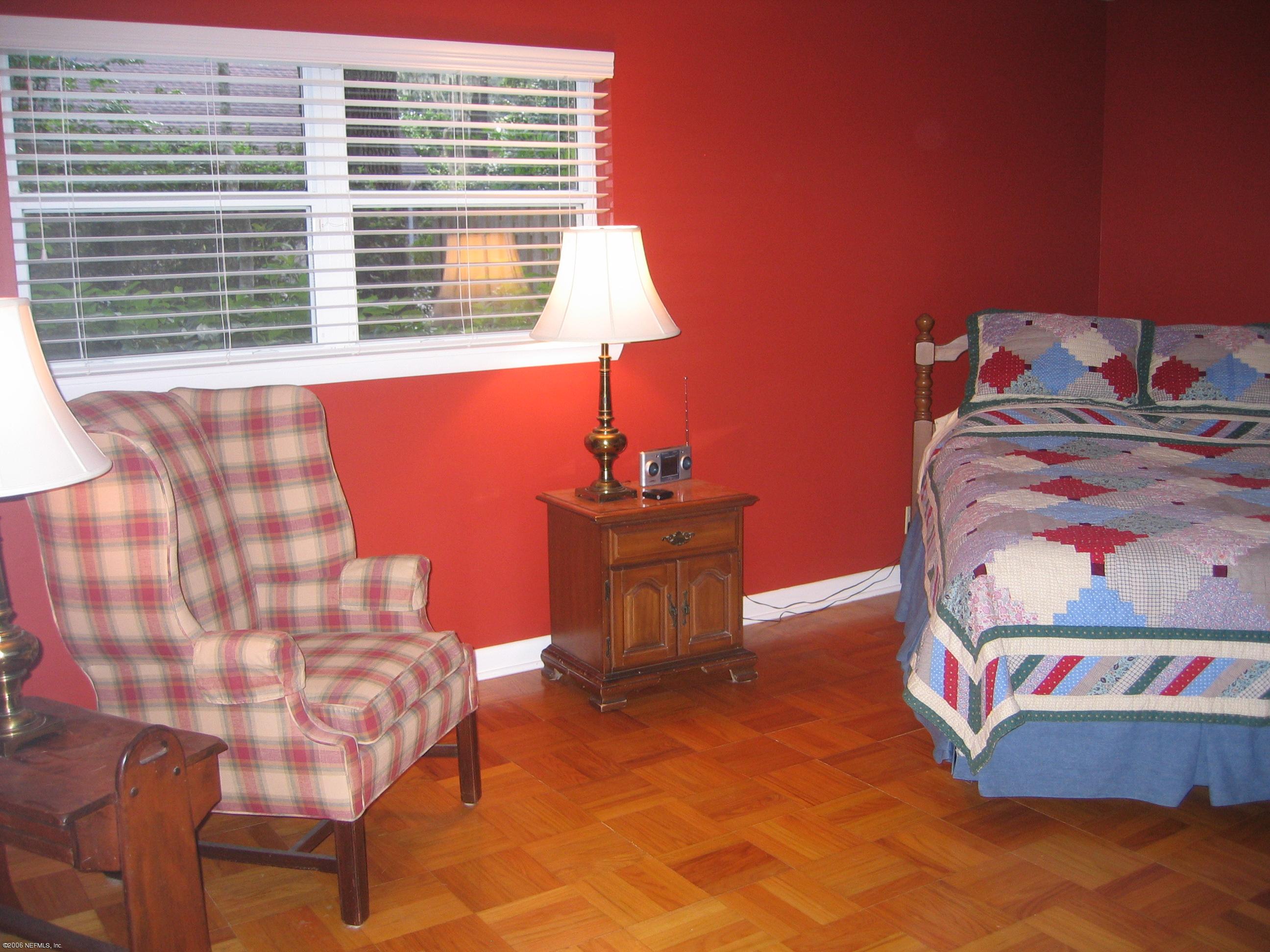 2546 Holly Point Road East Orange Park, FL 32073 - Photo 17 of 20 Master different angle