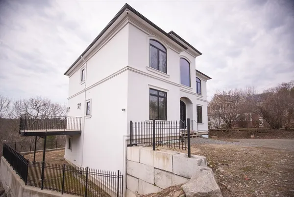 $1,700,000 | 12 Gianna Drive, Saugus, MA 01906