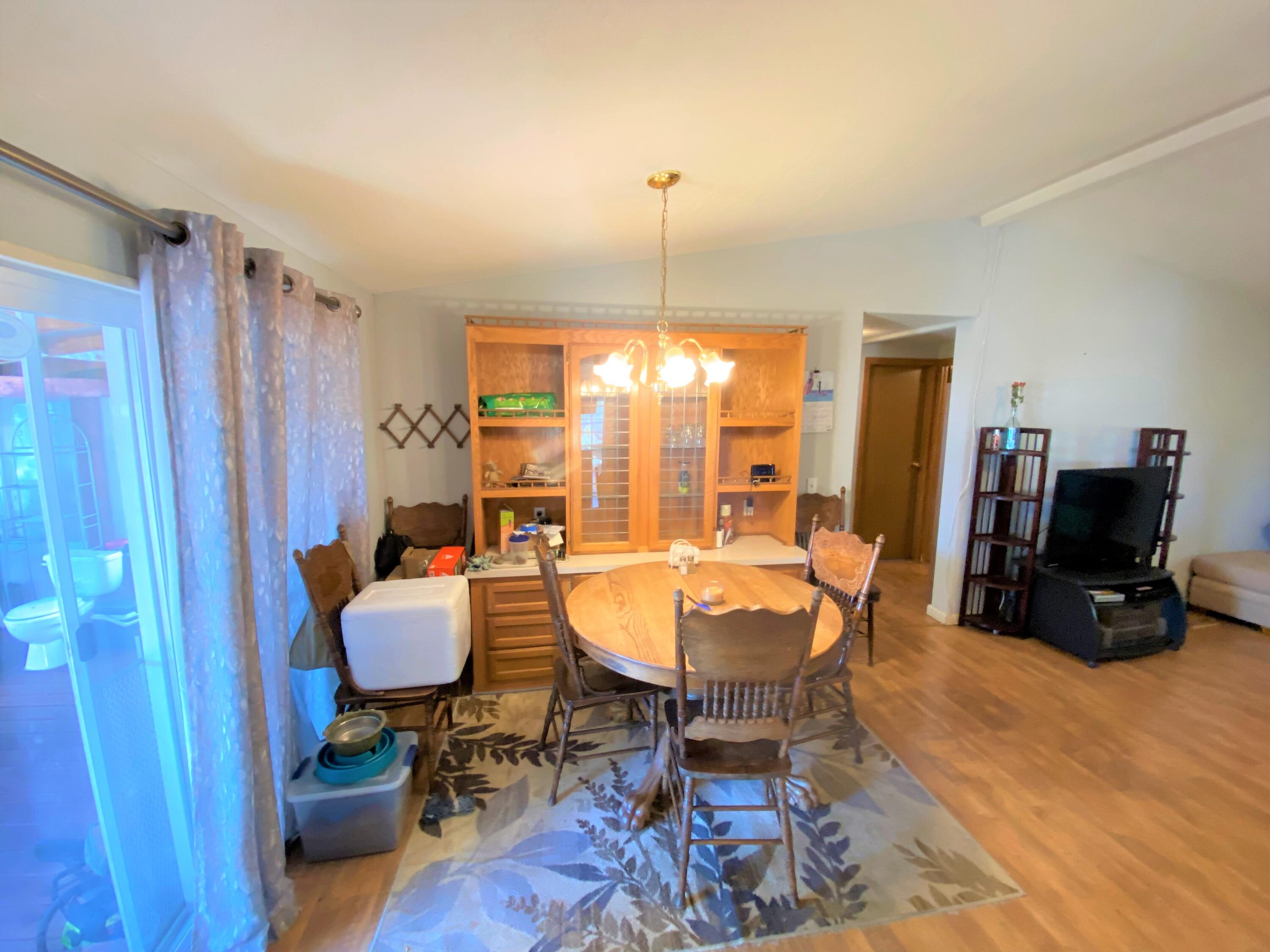 4035 Dodge Road White City, OR 97503 - Photo 15 of 35 Dining Room