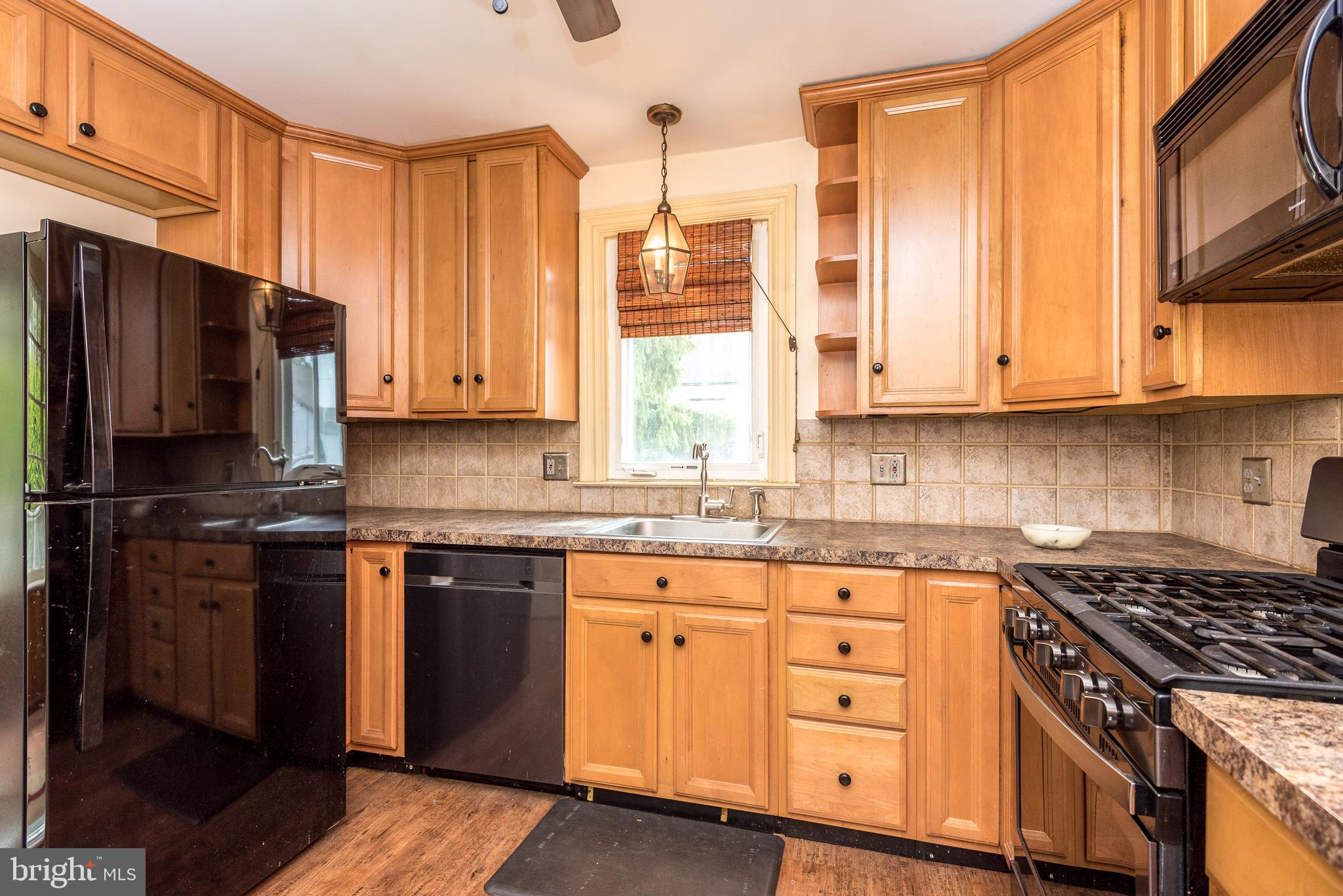 132 South Main Street Dublin, PA 18917 - Photo 15 of 33