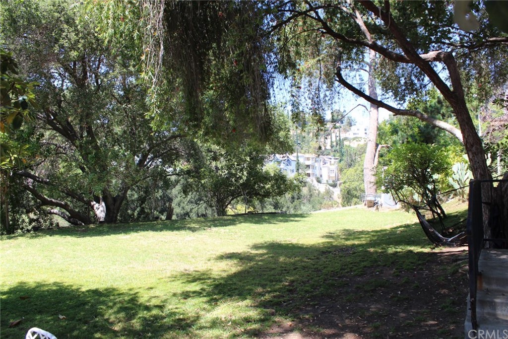 0 Woodcliffe Road Pasadena, CA 91105 - Photo 4 of 18 a view of yard with green space