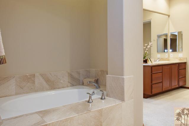 308 Loch Lomond Road Rancho Mirage, CA 92270 - Photo 17 of 25 a bathroom with a bathtub and a sink