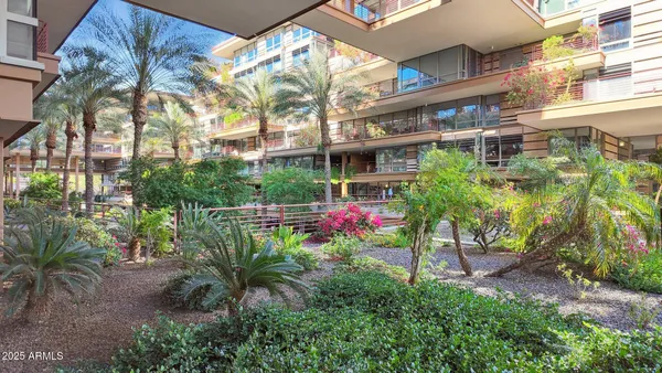$4,750 | 7151 East Rancho Vista Drive, Unit 3001, Scottsdale, AZ 85251