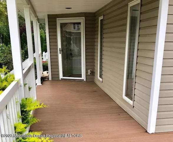 a view of a entrance door of the house