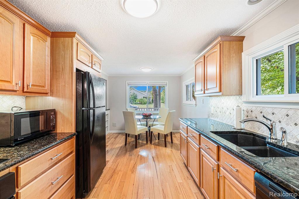 7141 Riegler Street Grand Blanc, MI 48439 - Photo 5 of 21