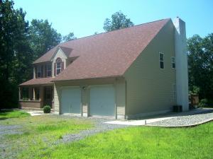 48 Rodeo Drive Kunkletown, PA 18058 - Photo 2 of 10 side