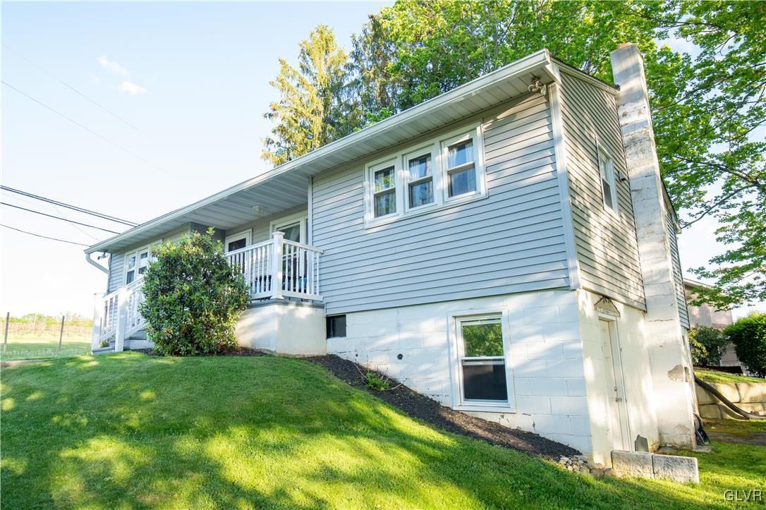 159 Pleasant Road Bangor, PA 18013 - Photo 2 of 39 Gallery Image 2