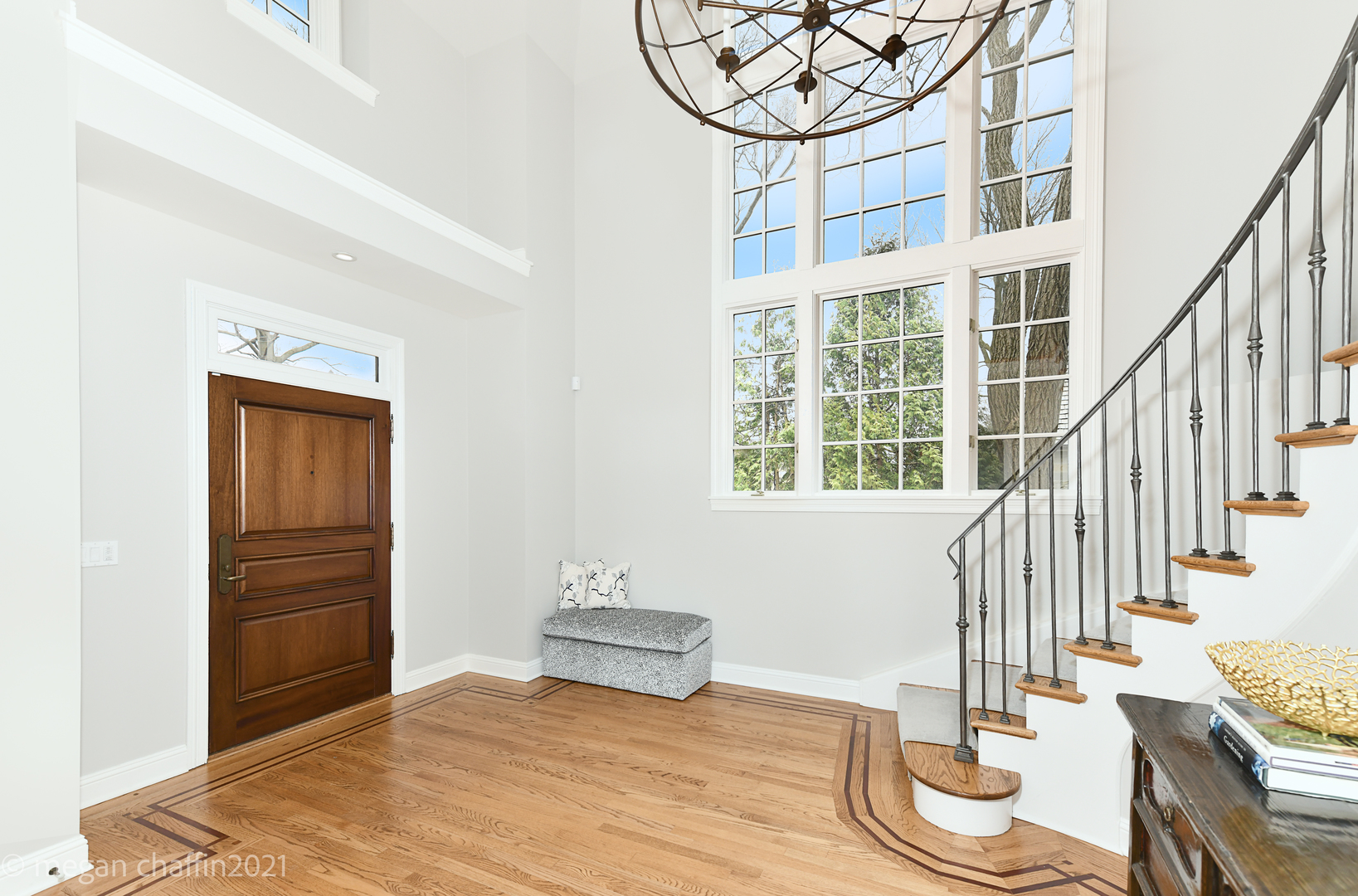102 Church Road Winnetka, IL 60093 - Photo 3 of 46 a view of a room with wooden floor and windows
