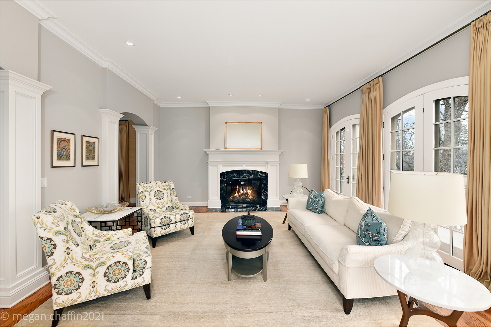 102 Church Road Winnetka, IL 60093 - Photo 4 of 46 a living room with furniture and a fireplace