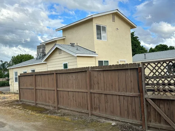 $1,200,000 | 28237 South MacArthur Drive, Tracy, CA 95377