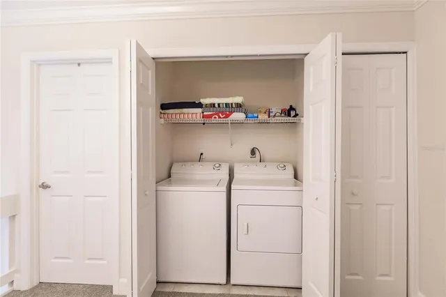 $9,500 | 1207 East Peppertree Drive, Unit 231, Sarasota, FL 34242