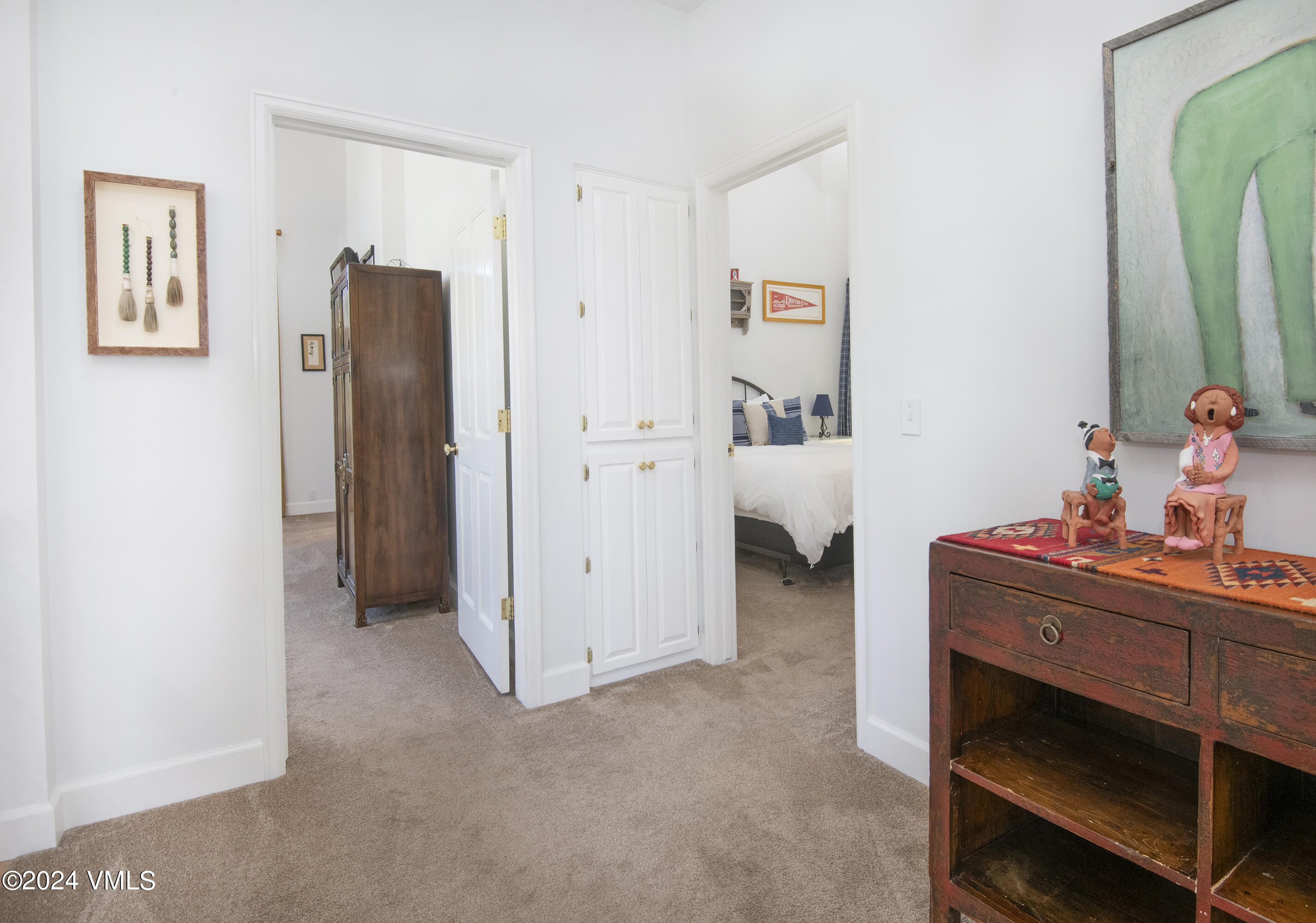 1968 Vermont Road Vail, CO 81657 - Photo 23 of 69 a room with furniture and a dresser
