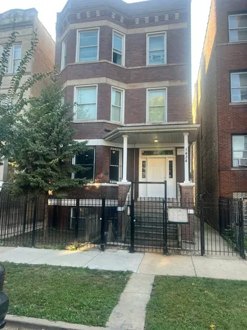 $1,800 | 1434 South St Louis Avenue, Unit 1, Chicago, IL 60623