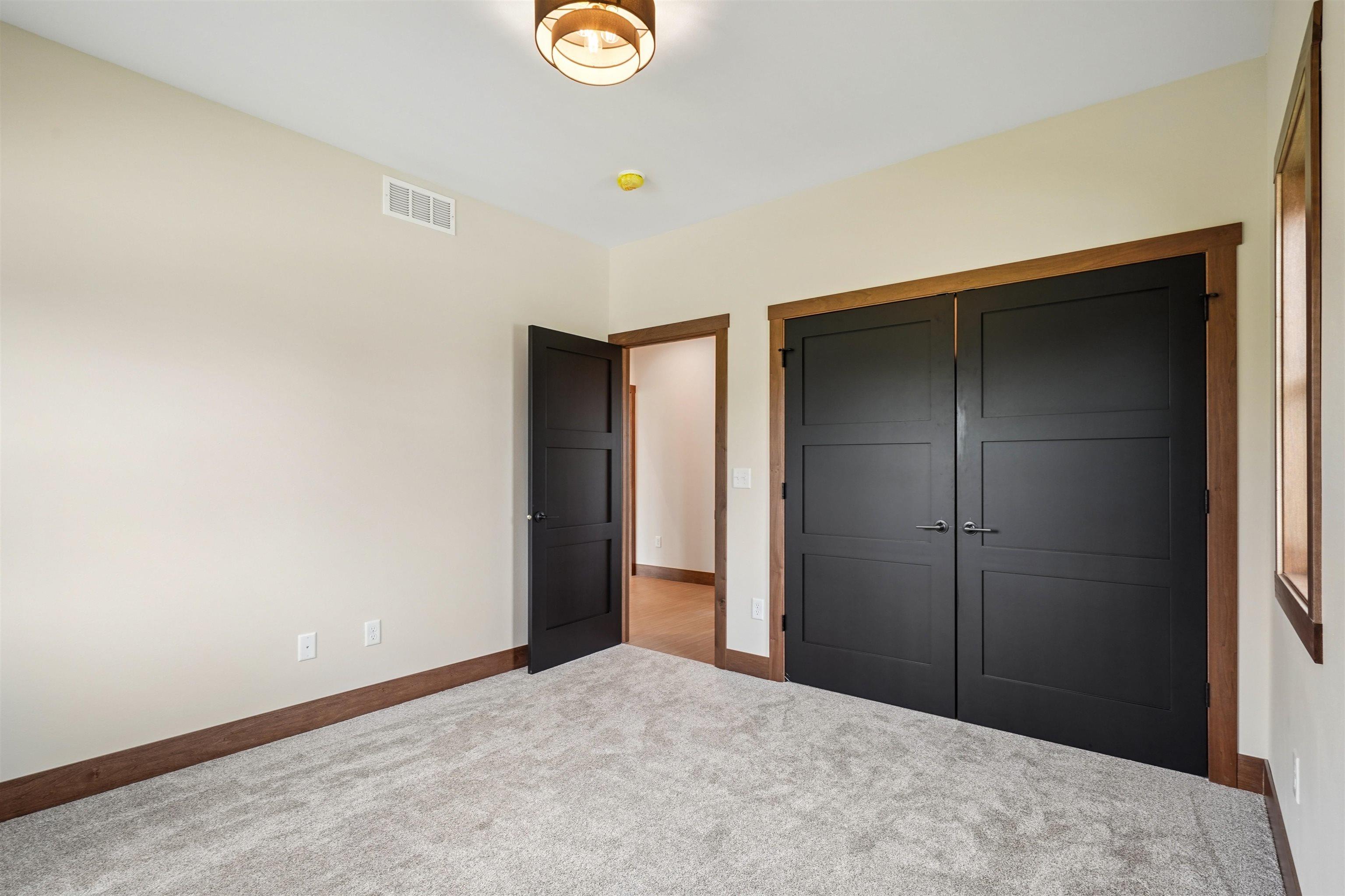 113 Countryside Road Luana, IA 52156 - Photo 28 of 43 Gallery Image 28