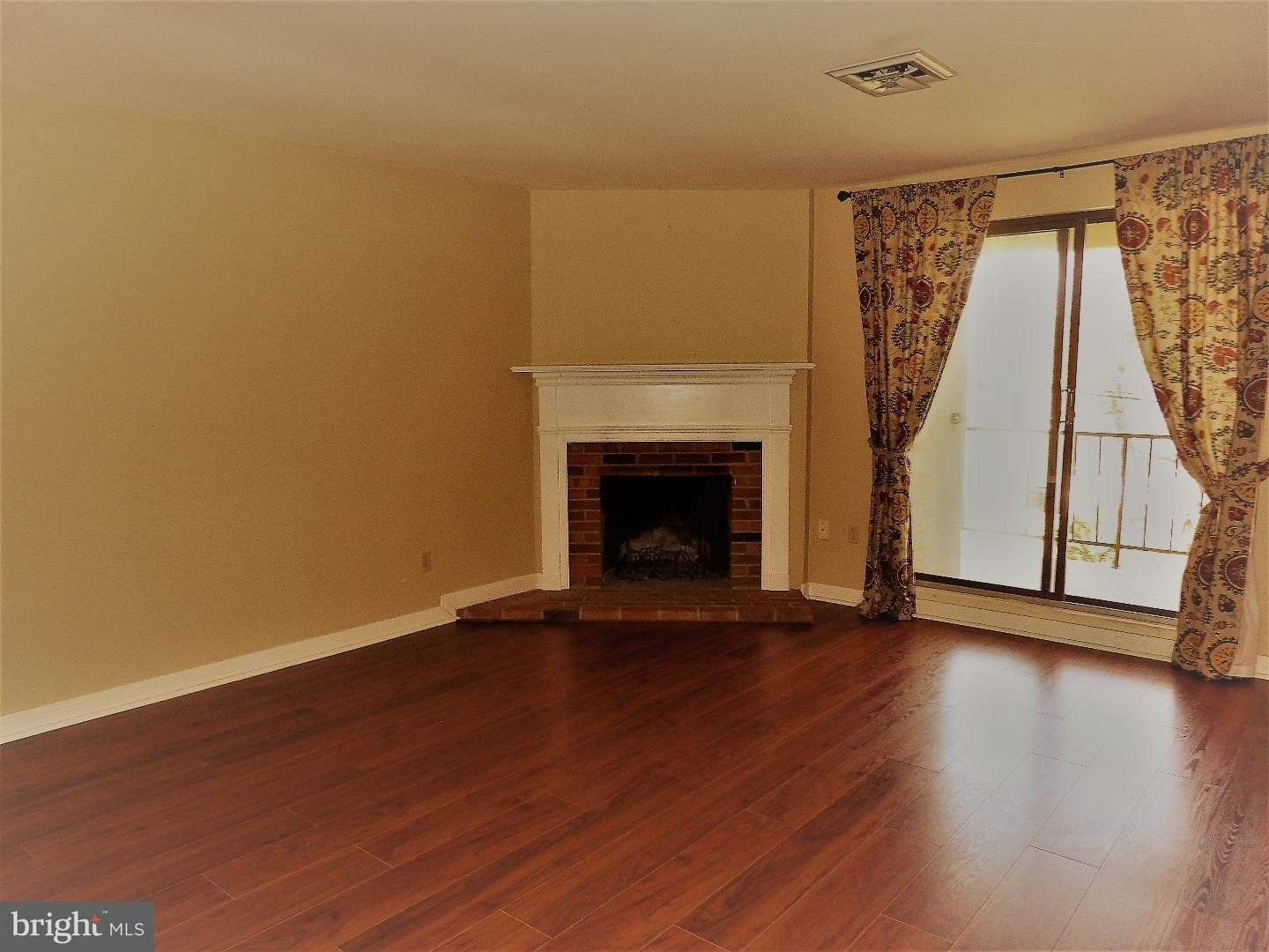 411 Conestoga Road, Unit 10 Devon, PA 19333 - Photo 3 of 10 Living Room