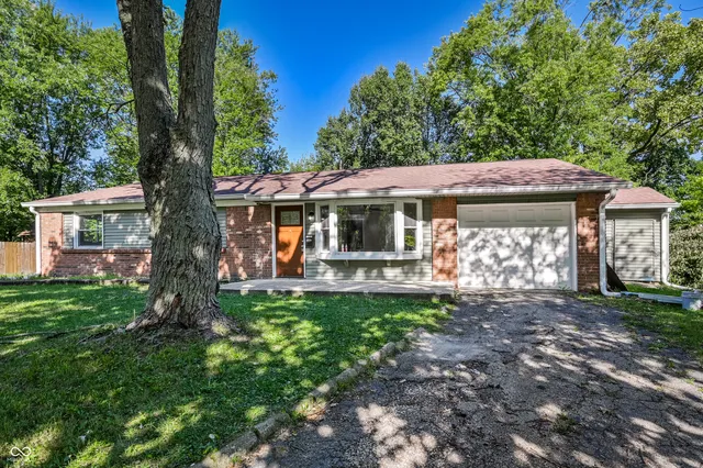 $229,900 | 2046 Schwier Court, Indianapolis, IN 46229