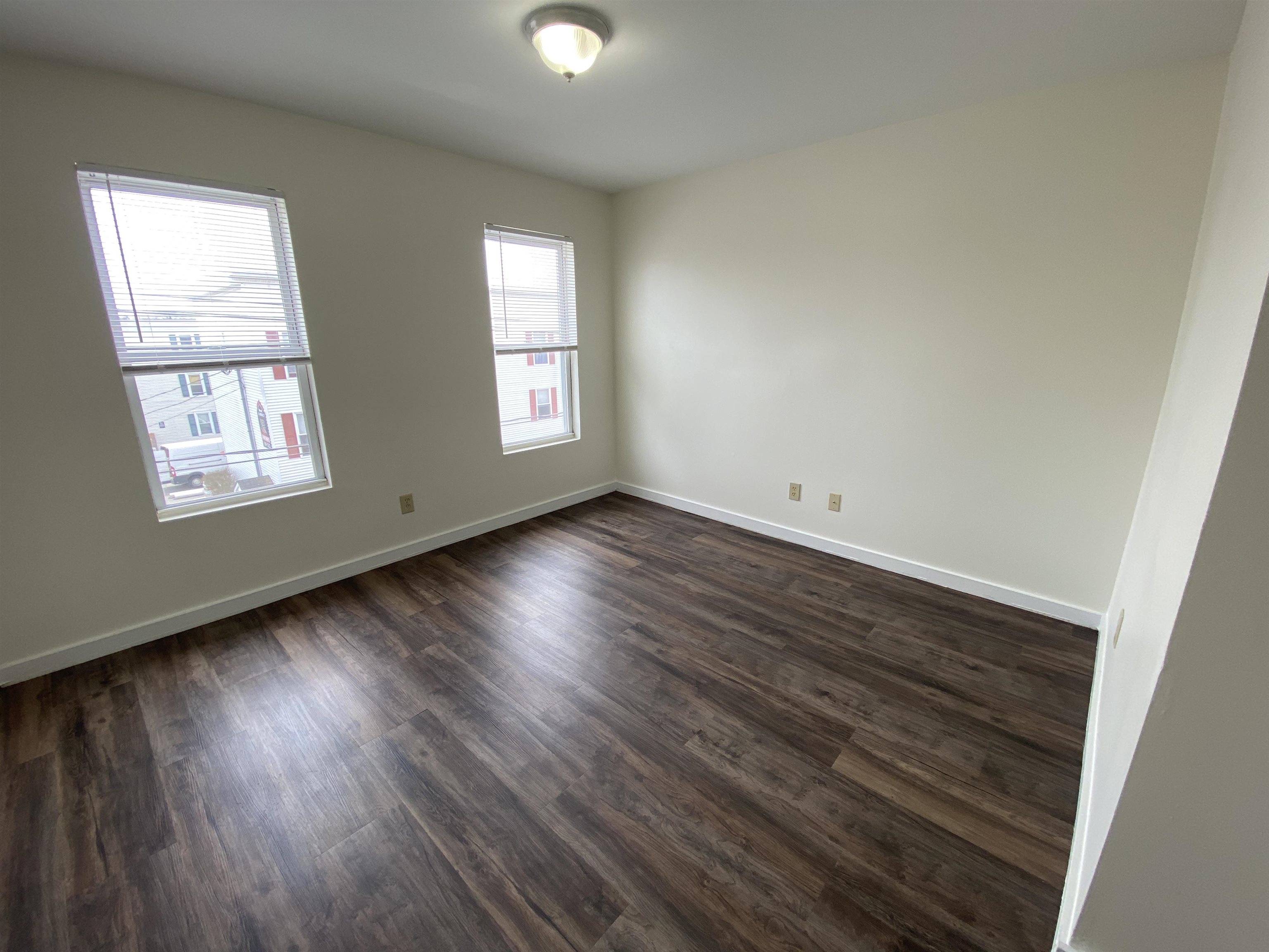 143 Second Street, Unit 3 Manchester, NH 03102 - Photo 13 of 28