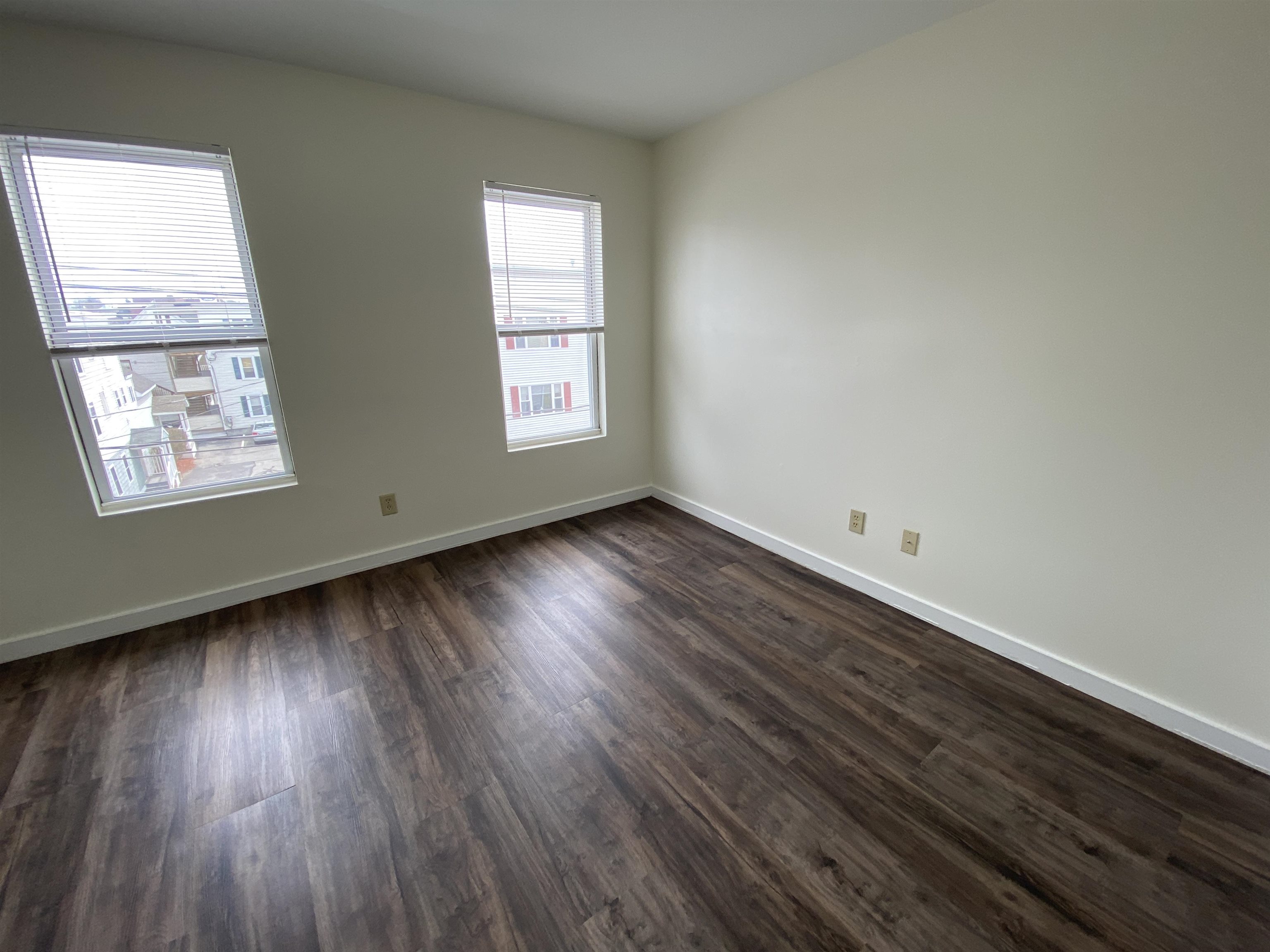 143 Second Street, Unit 3 Manchester, NH 03102 - Photo 10 of 28