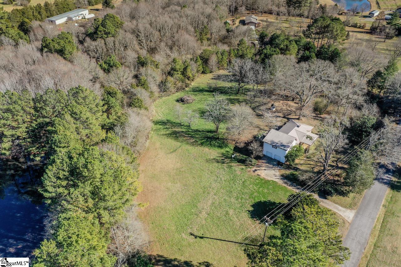 316 West Church Road Easley, SC 29642 - Photo 8 of 36