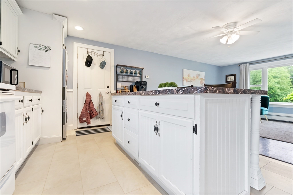 109 Georgia Road Tewksbury, MA 01876 - Photo 7 of 42 Gallery Image 7