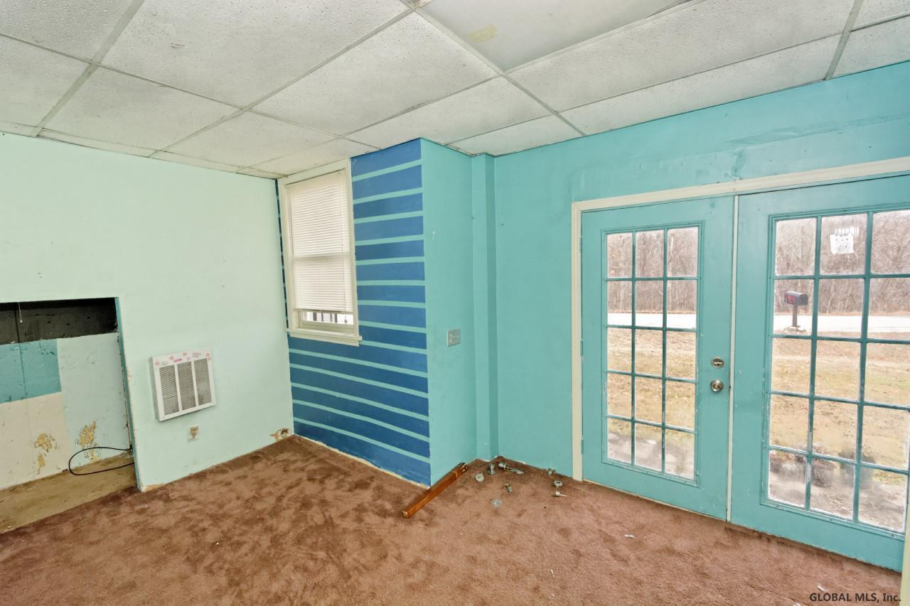 358 Porter Corners Road Greenfield, NY 12859 - Photo 6 of 16 Photo 6