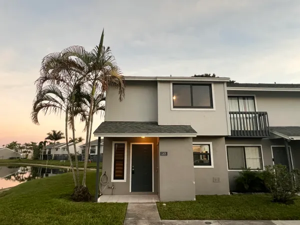 $275,000 | 5305 Bayside Drive, Greenacres, FL 33463