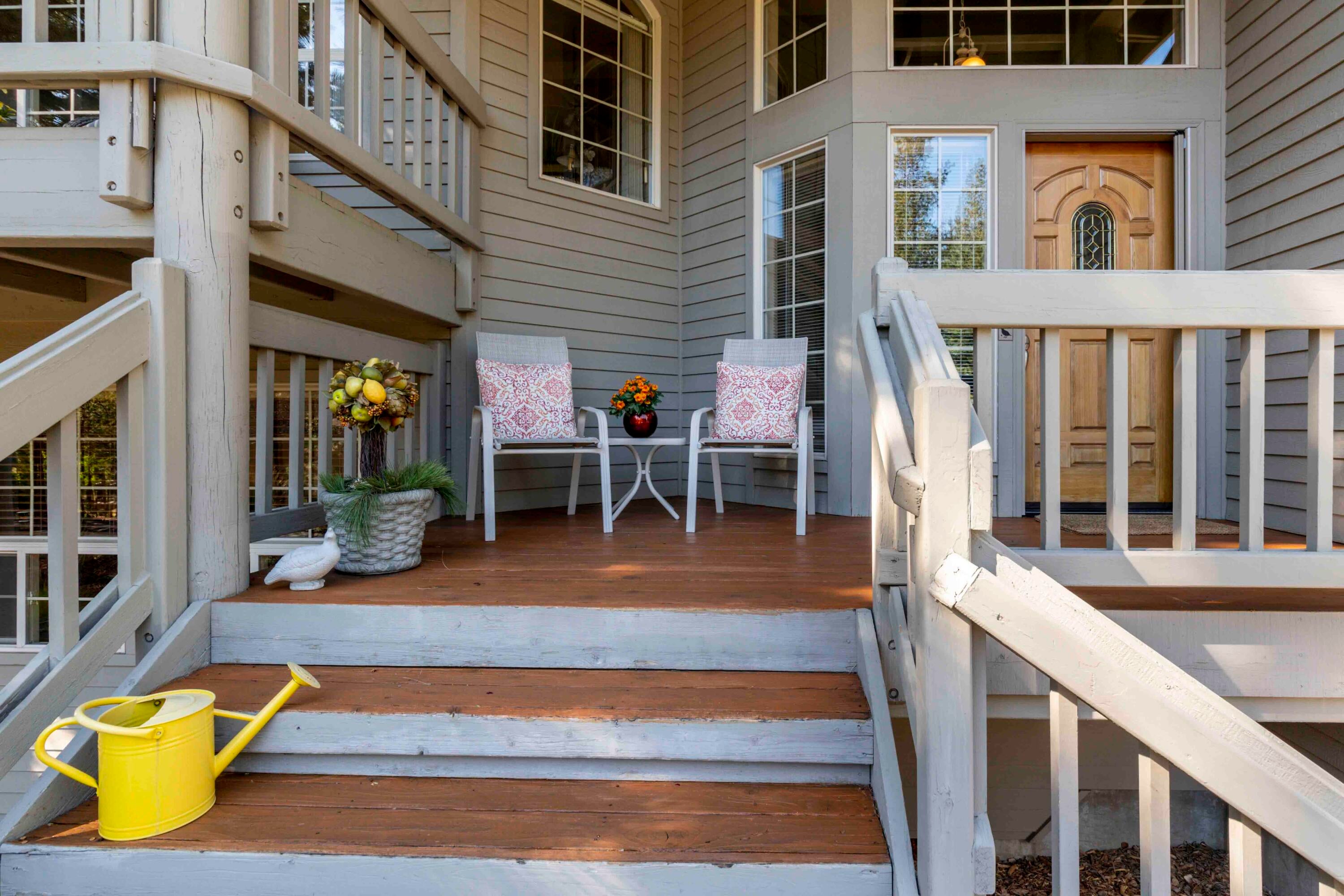 17912 Rhododendron Lane Sunriver, OR 97707 - Photo 33 of 35 Large Covered Front Porch