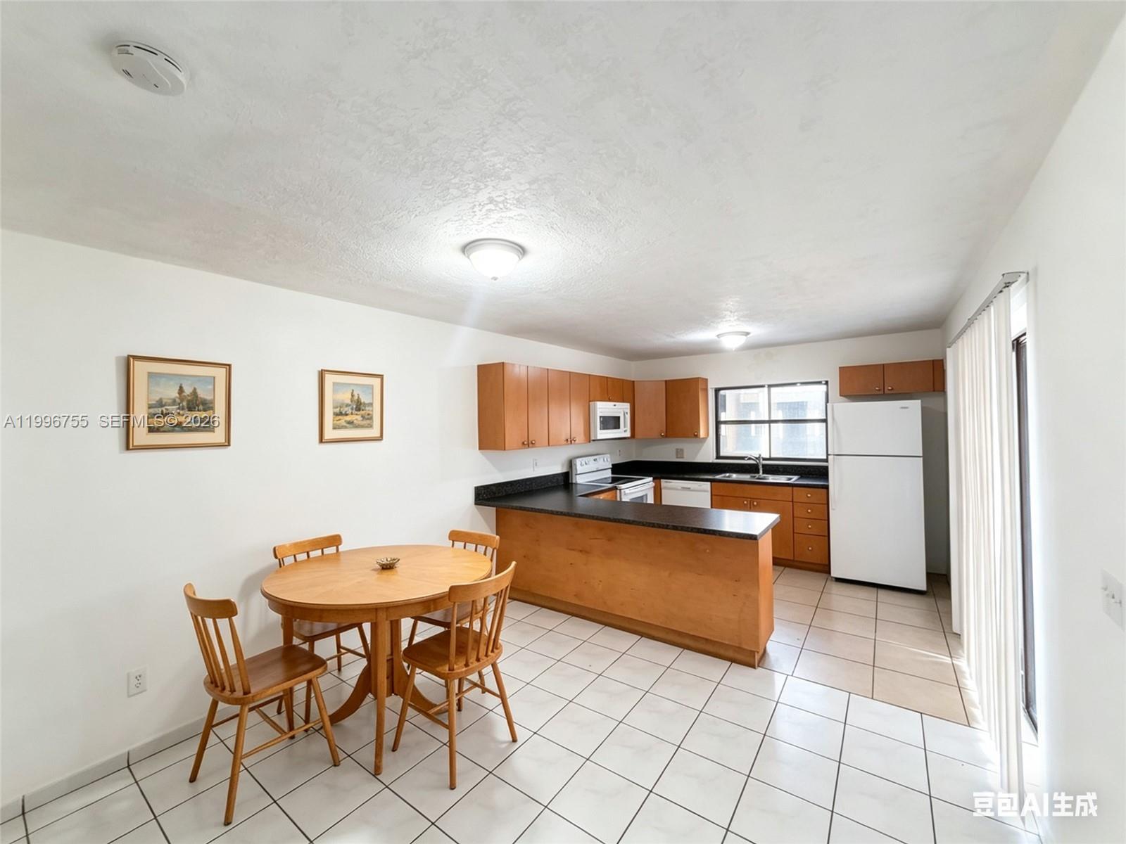 2455 West 67th Place, Unit 1014 Hialeah, FL 33016 - Photo 8 of 19