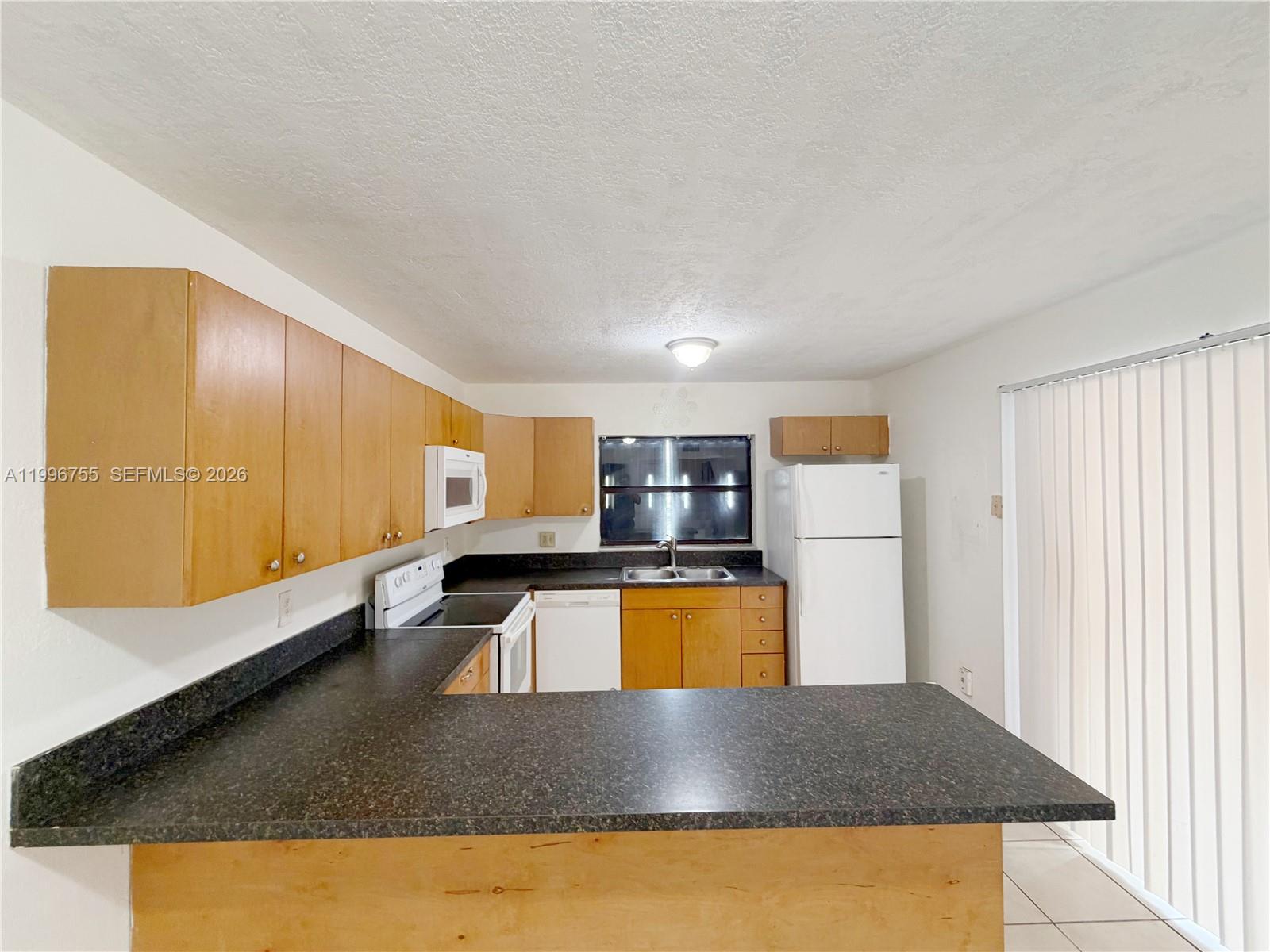 2455 West 67th Place, Unit 1014 Hialeah, FL 33016 - Photo 10 of 19