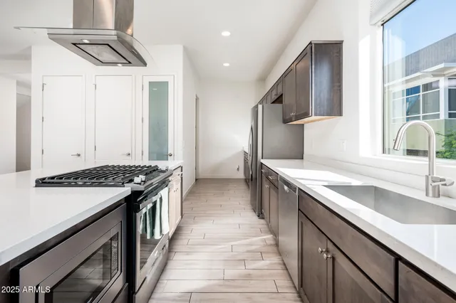 $599,000 | 325 East Coronado Road, Unit 13, Phoenix, AZ 85004