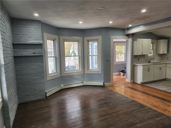 $399,900 | 39 Chaplin Street, Pawtucket, RI 02861