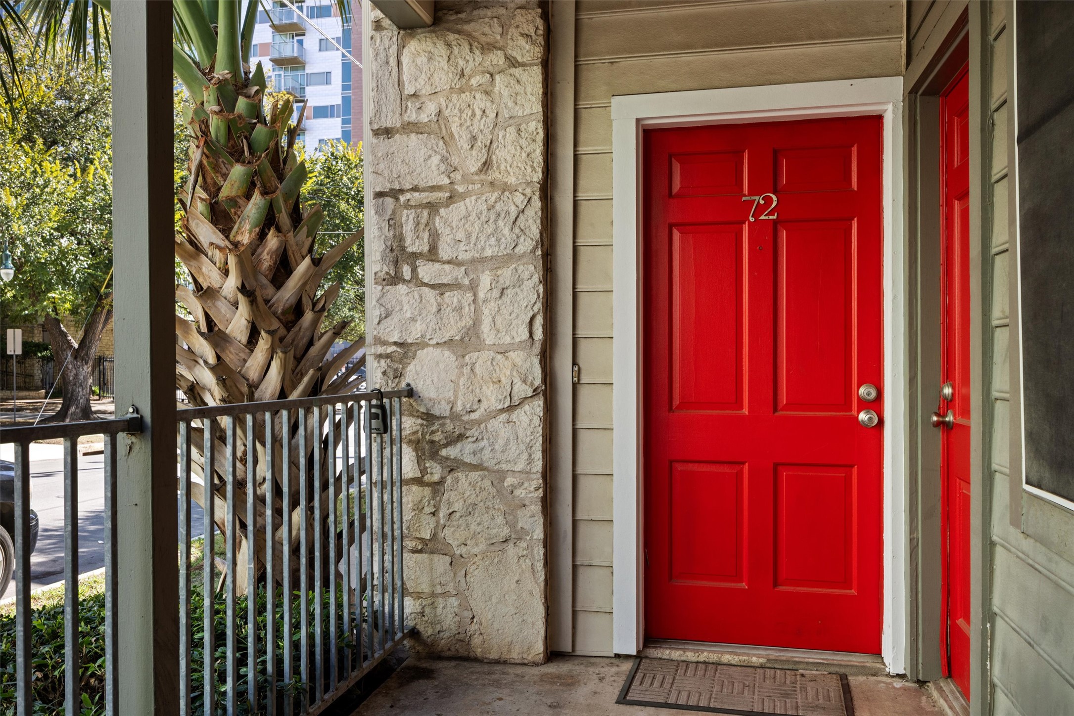 2529 Rio Grande Street, Unit 72 Austin, TX 78705 - Photo 3 of 24 Gallery Image 3