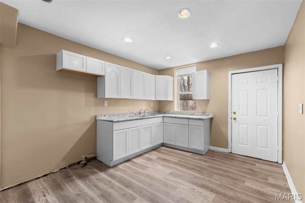 5088 Minerva Avenue St. Louis, MO 63113 - Photo 12 of 36