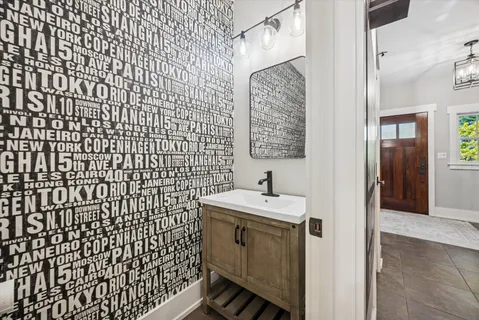 $2,085,000 | 315 North Elm Street, Hinsdale, IL 60521