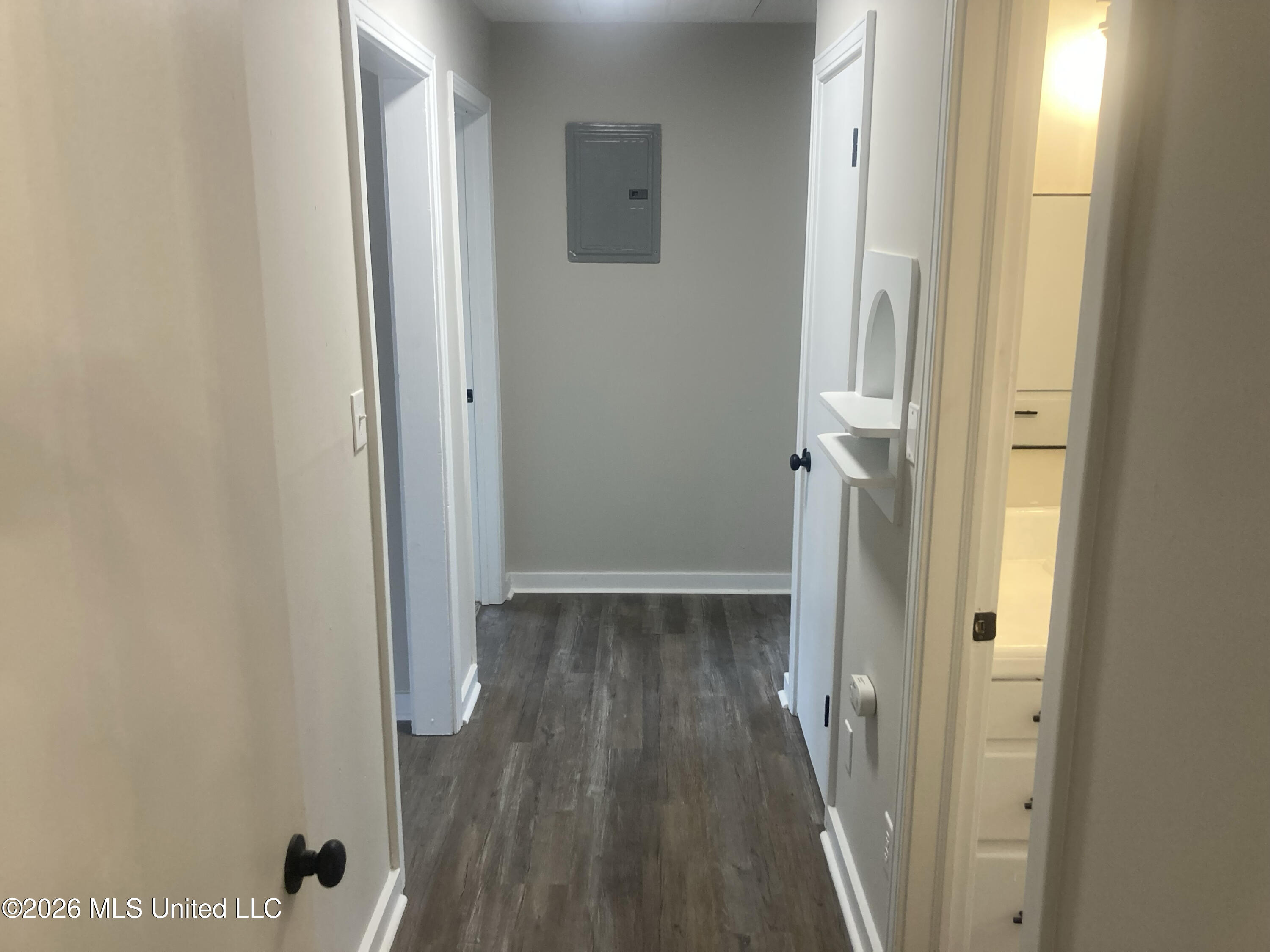 264 Shady Circle Jackson, MS 39204 - Photo 5 of 12 NLVV5689