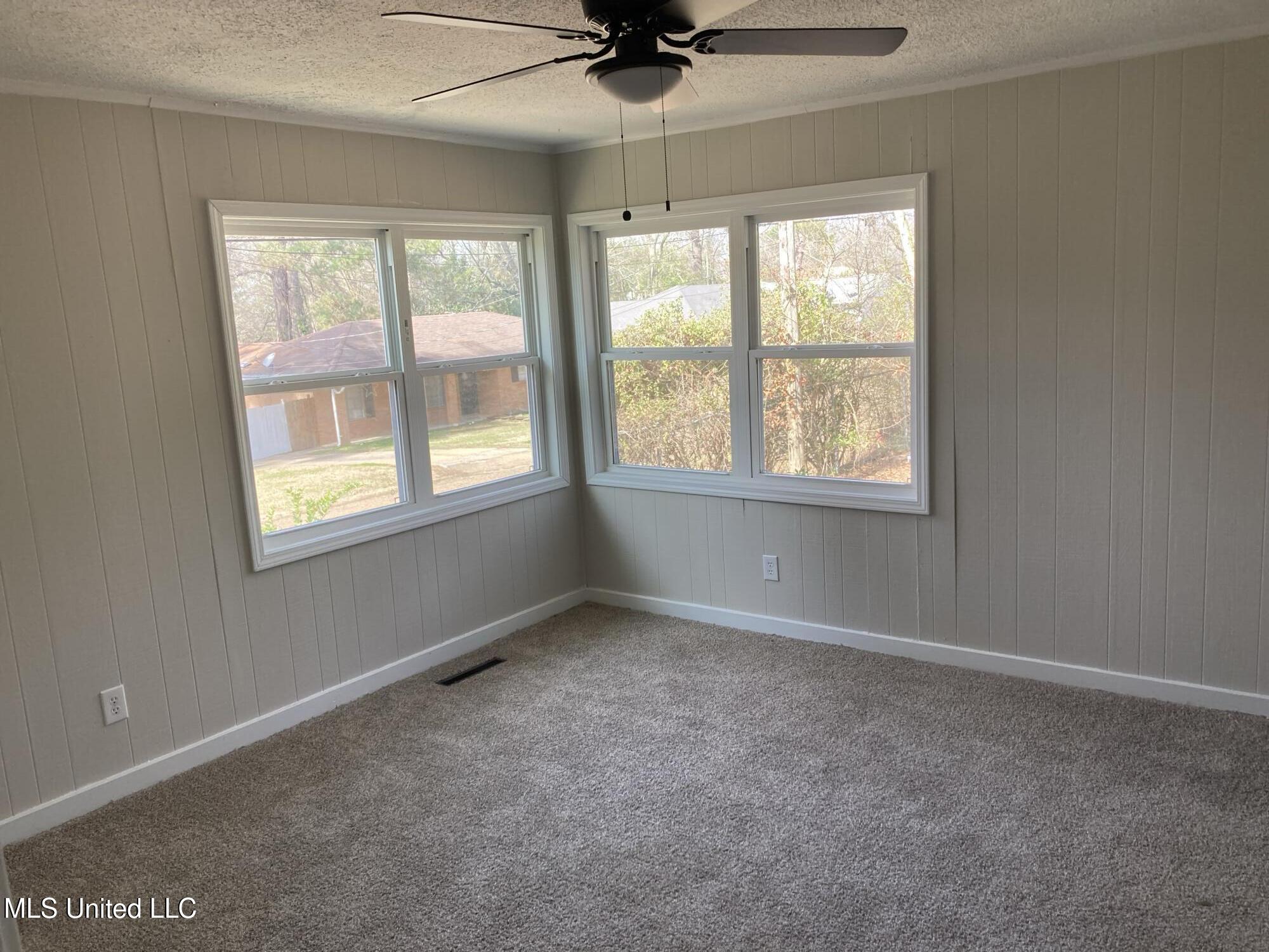 264 Shady Circle Jackson, MS 39204 - Photo 5 of 12 QQMS7157