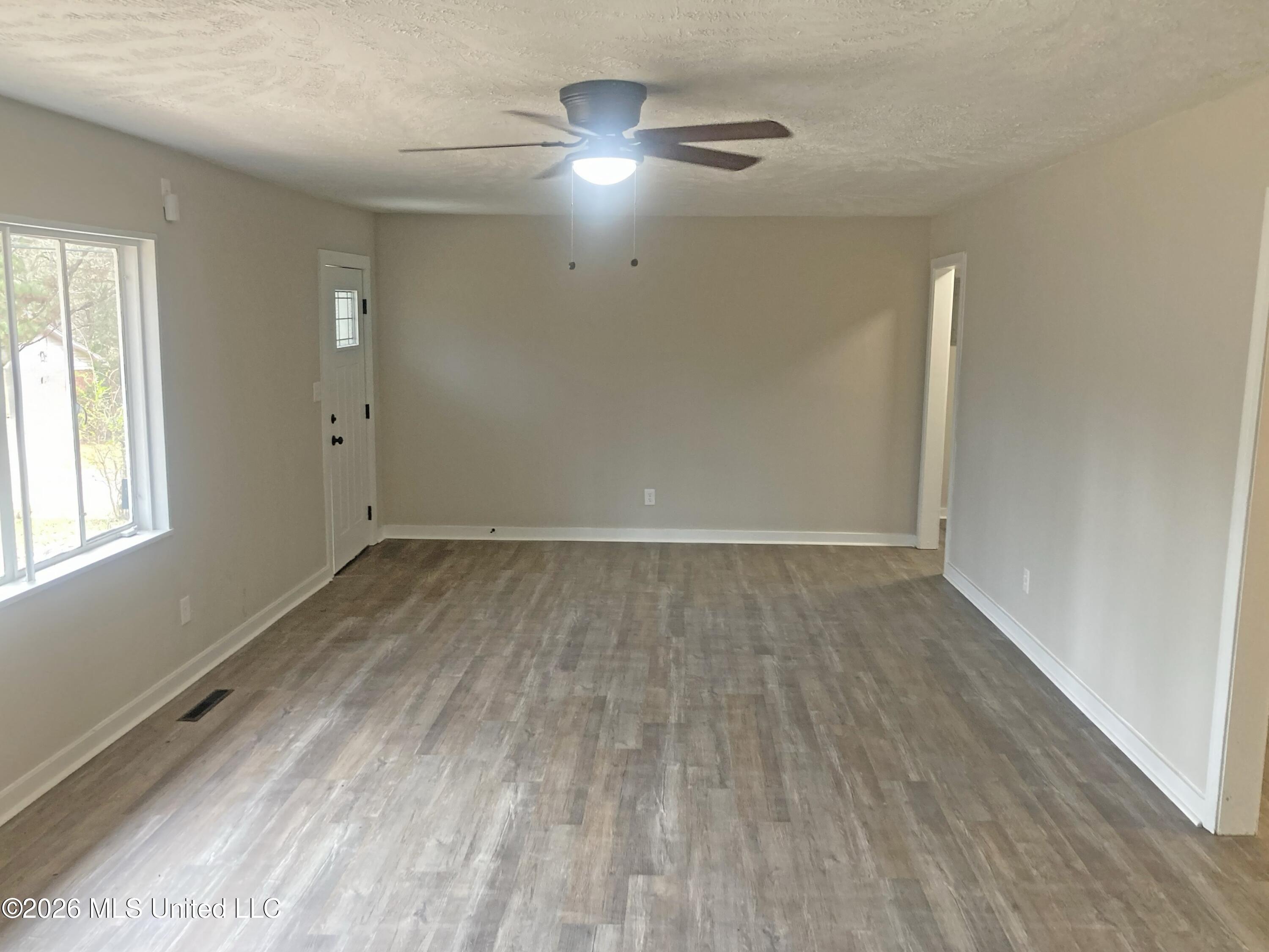 264 Shady Circle Jackson, MS 39204 - Photo 9 of 12 WZLY3077