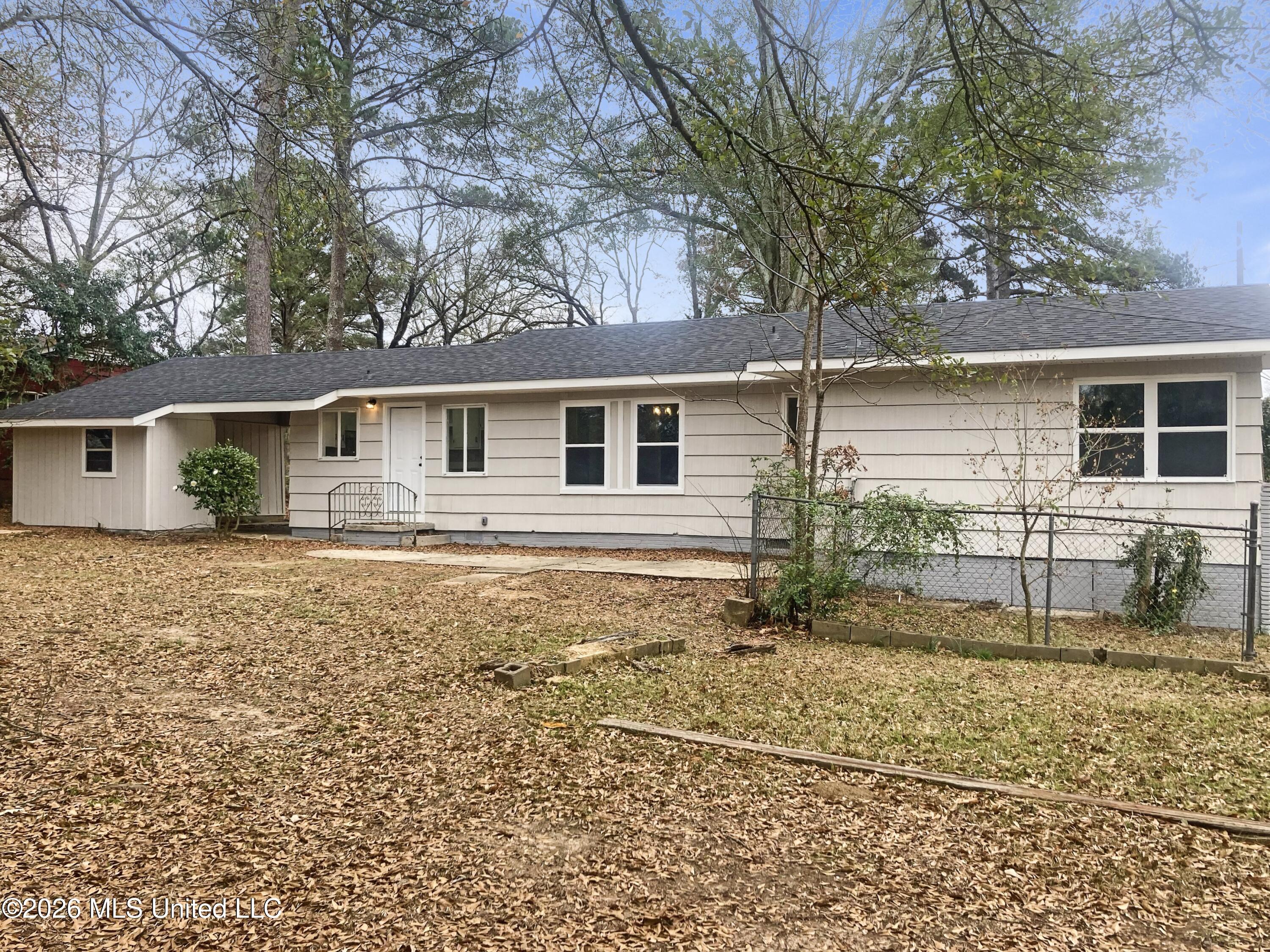 264 Shady Circle Jackson, MS 39204 - Photo 10 of 12 IFETE3605