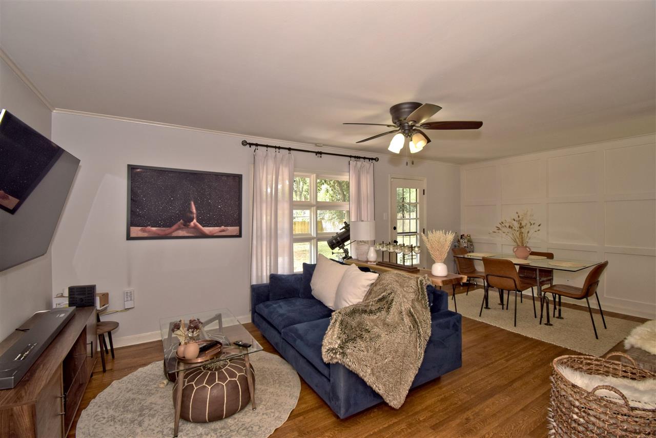 1065 Ivy Road Memphis, TN 38117 - Photo 6 of 20 a living room with furniture and a large window