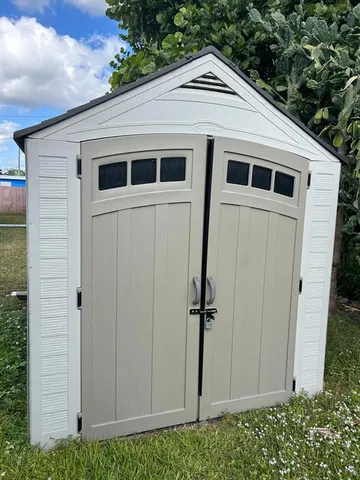 a view of a garden with a pathway